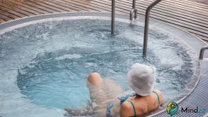 Cold Water Therapy: How Ice Baths Impact Mental Wellness